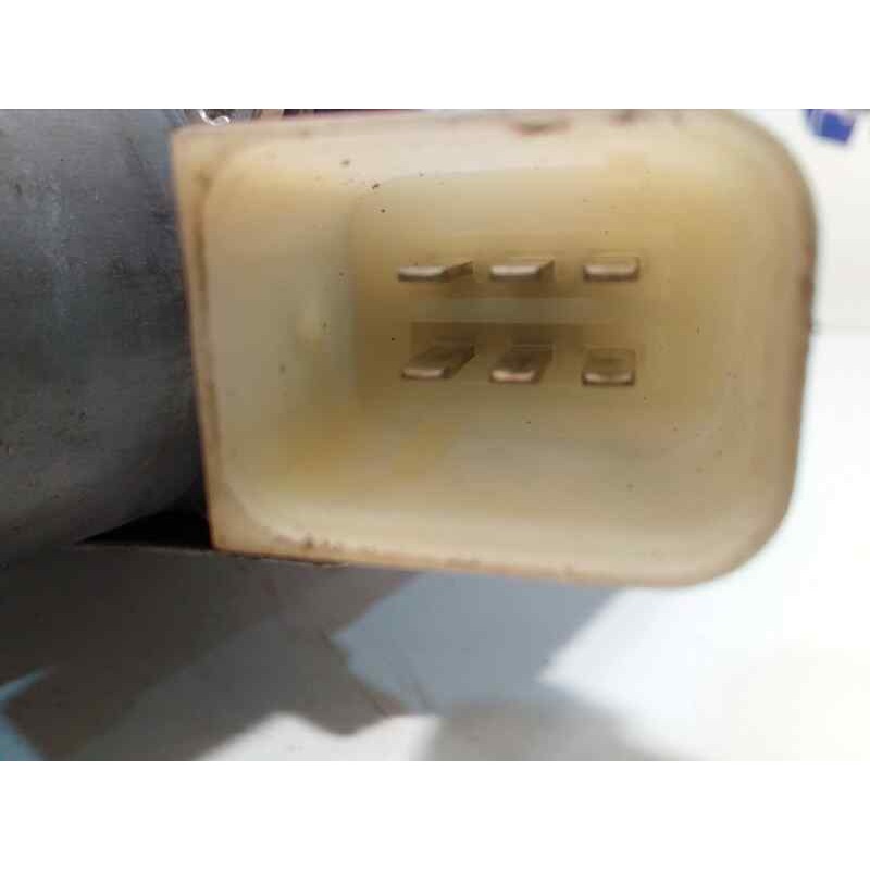 Recambio de elevalunas delantero izquierdo para volvo xc70 2.4 diesel cat referencia OEM IAM 0130821760  