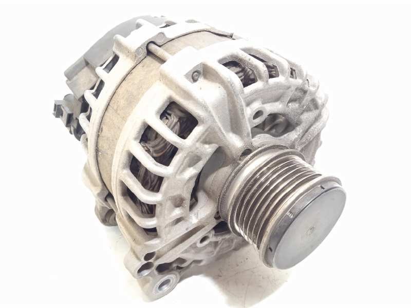 Recambio de alternador para volkswagen sharan (7n1) 2.0 tdi referencia OEM IAM 03L903024F  0125811027