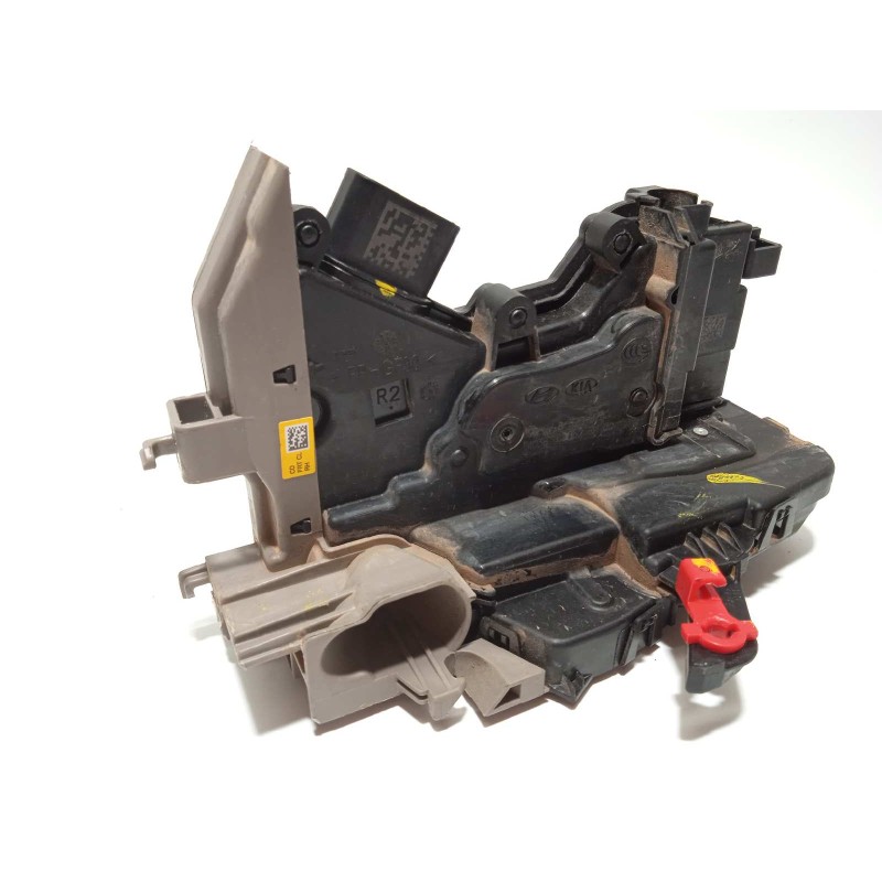 Recambio de cerradura puerta delantera derecha para kia xceed edrive phev referencia OEM IAM 81320J7000  
