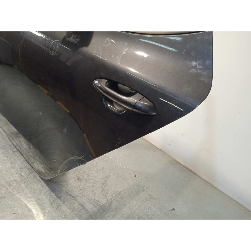 Recambio de puerta trasera izquierda para kia cee´d 1.4 crdi cat referencia OEM IAM 77003A2000  