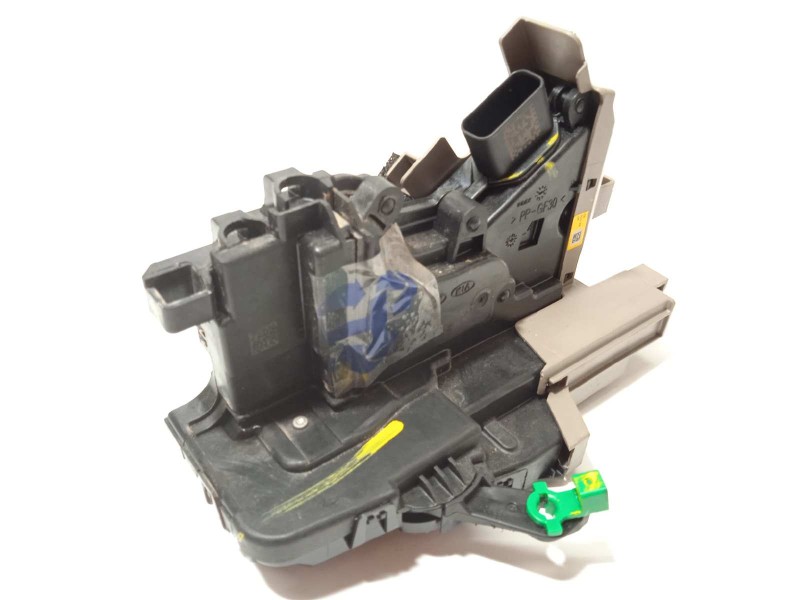 Recambio de cerradura puerta trasera izquierda para kia xceed edrive phev referencia OEM IAM 81410J7300  