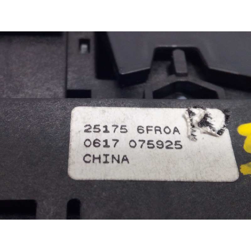 Recambio de interruptor para nissan x-trail (t32) 2.0 dci diesel cat referencia OEM IAM 251756FR0A  