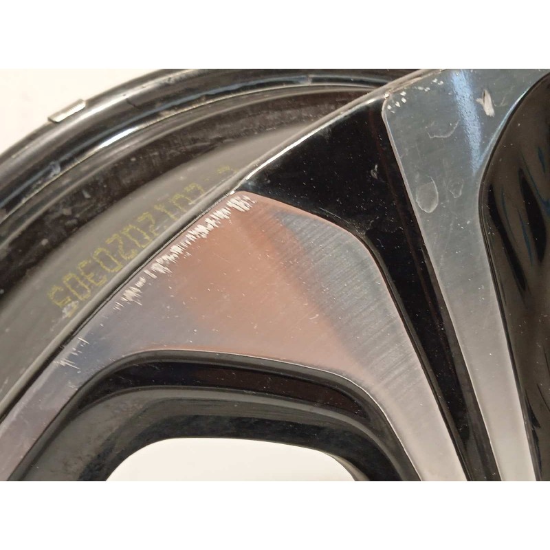 Recambio de llanta para kia xceed edrive phev referencia OEM IAM 52910CR200  