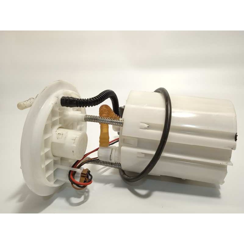 Recambio de bomba combustible para kia rio basic referencia OEM IAM 311101R200  