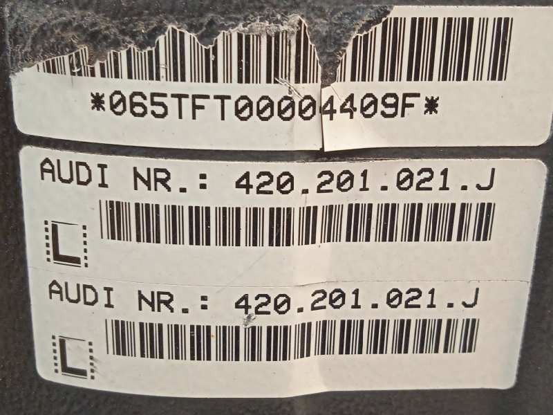 Recambio de deposito combustible para audi r8 (423) 4.2 fsi referencia OEM IAM 420201021J  