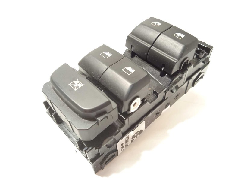 Recambio de mando elevalunas delantero izquierdo para kia xceed edrive phev referencia OEM IAM 93570J7100  93570J7100WK