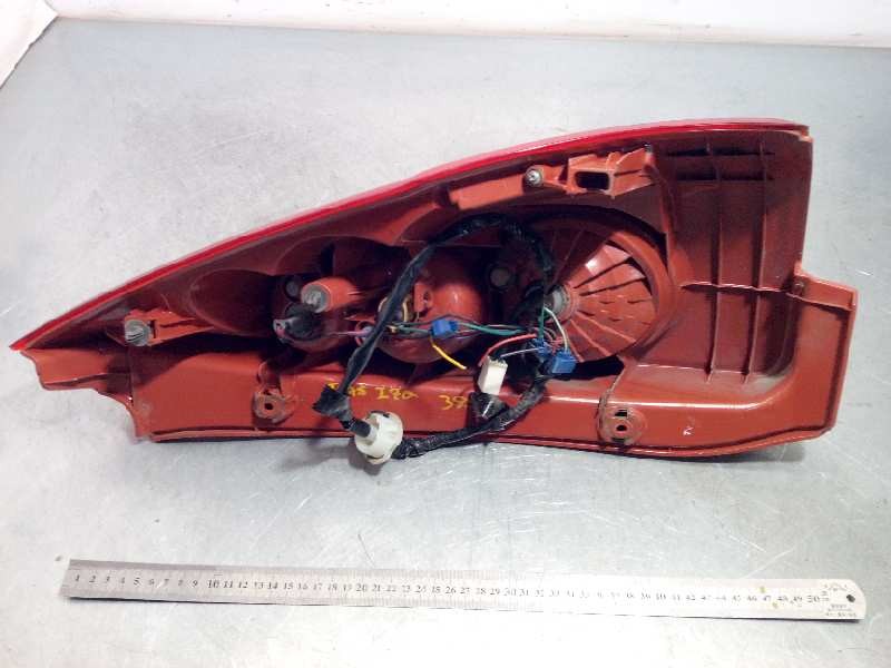 Recambio de piloto trasero izquierdo para mazda 5 berl. (cr) 2.0 diesel cat referencia OEM IAM C23551160E  