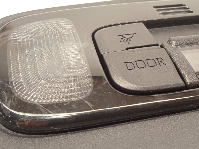 Recambio de luz interior para toyota yaris cross 1.5 hybrid (mxpj10l) referencia OEM IAM 81260K0100C0  