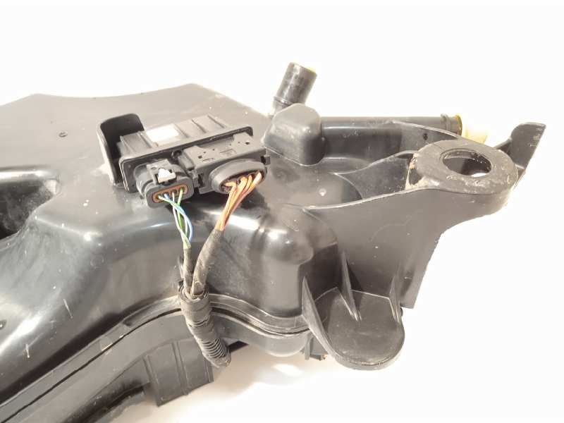 Recambio de deposito aditivo fap adblue para seat ateca (kh7) style referencia OEM IAM 5Q0131877R  