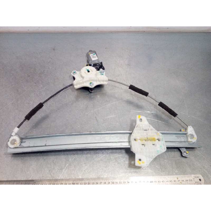 Recambio de elevalunas delantero derecho para hyundai i20 active 1.0 tgdi cat referencia OEM IAM 82402C7010  82404C7010