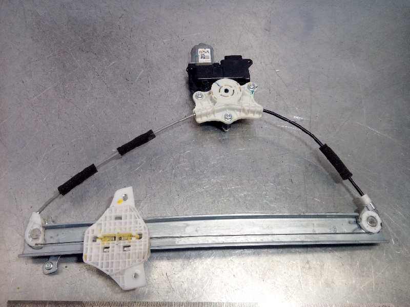 Recambio de elevalunas delantero izquierdo para hyundai i20 active 1.0 tgdi cat referencia OEM IAM 82450C8010  82403C7010