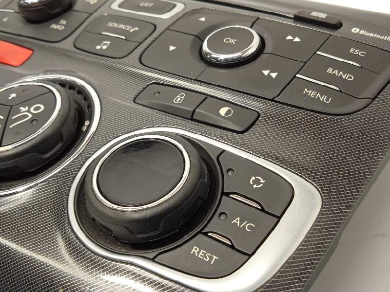 Recambio de mando climatizador para citroën c4 lim. seduction referencia OEM IAM 9666027477  98040782ZD