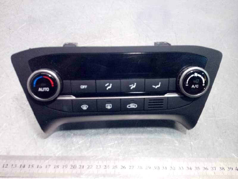 Recambio de mando climatizador para hyundai i20 active 1.0 tgdi cat referencia OEM IAM 97250C8450  97250C8450RDR