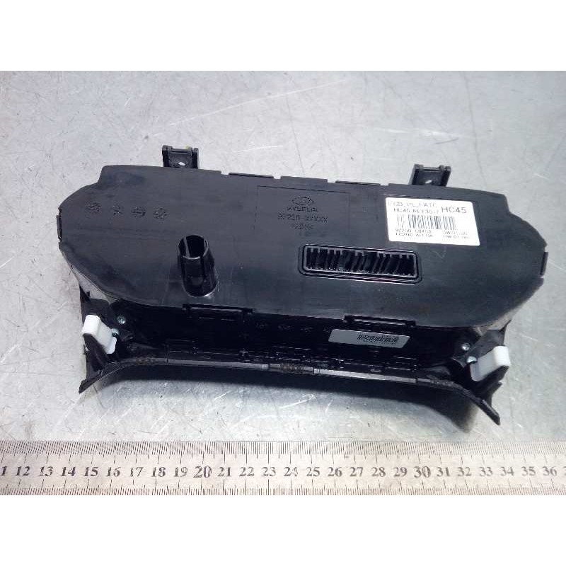 Recambio de mando climatizador para hyundai i20 active 1.0 tgdi cat referencia OEM IAM 97250C8450  97250C8450RDR