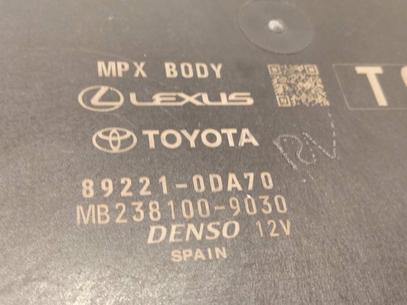 Recambio de modulo electronico para toyota yaris cross 1.5 hybrid (mxpj10l) referencia OEM IAM 892210DA70  MB2381009030