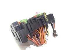 Recambio de caja reles / fusibles para volkswagen polo 1.0 tsi referencia OEM IAM 2Q0937615A   2