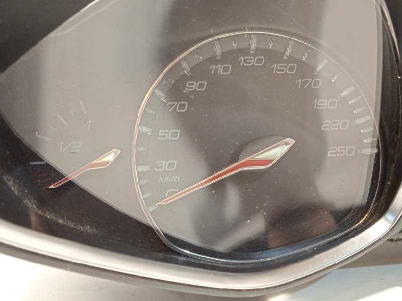 Recambio de cuadro instrumentos para peugeot 308 1.2 12v e-thp referencia OEM IAM 9809838680  