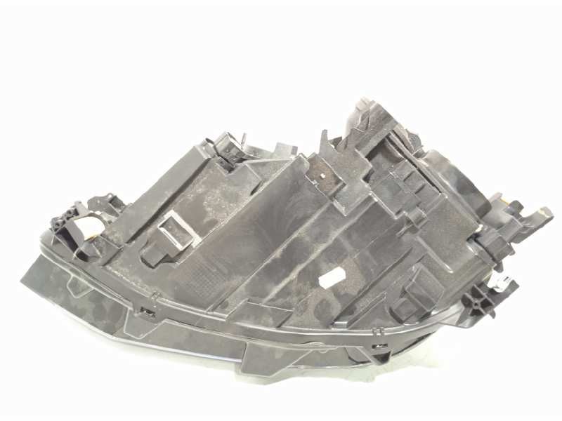 Recambio de faro derecho para volkswagen polo 1.0 tsi referencia OEM IAM 2GN941006A  90183096