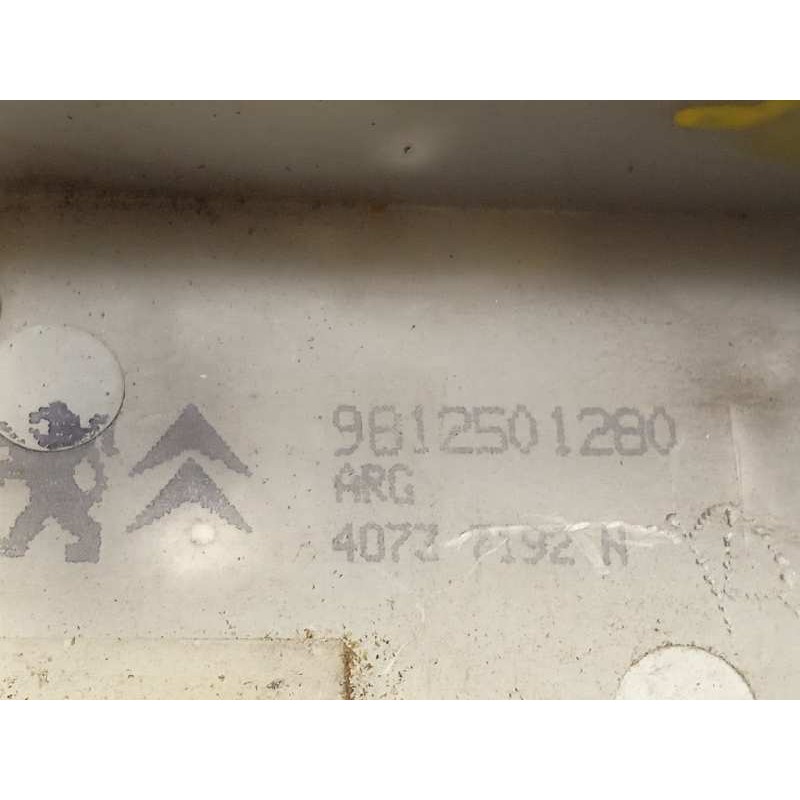 Recambio de cerradura puerta trasera izquierda para peugeot 208 access referencia OEM IAM 9812501280  