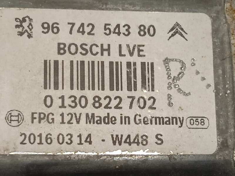 Recambio de elevalunas delantero derecho para peugeot 208 access referencia OEM IAM 9673154380  9674254380