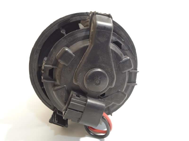 Recambio de motor calefaccion para peugeot 208 access referencia OEM IAM T1013140A  1608182080