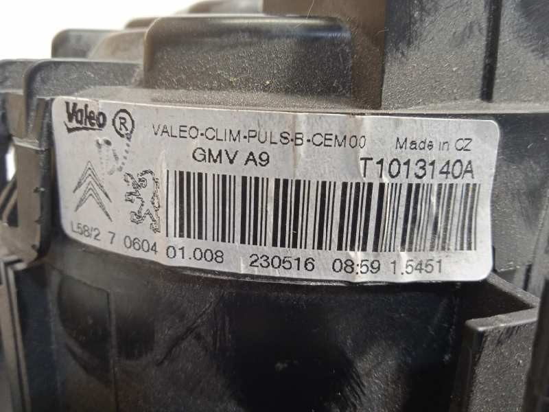 Recambio de motor calefaccion para peugeot 208 access referencia OEM IAM T1013140A  1608182080