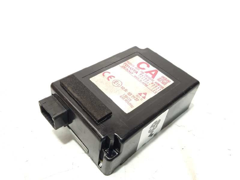 Recambio de modulo electronico para toyota avensis touring sports advance referencia OEM IAM 8976005031  1584007251