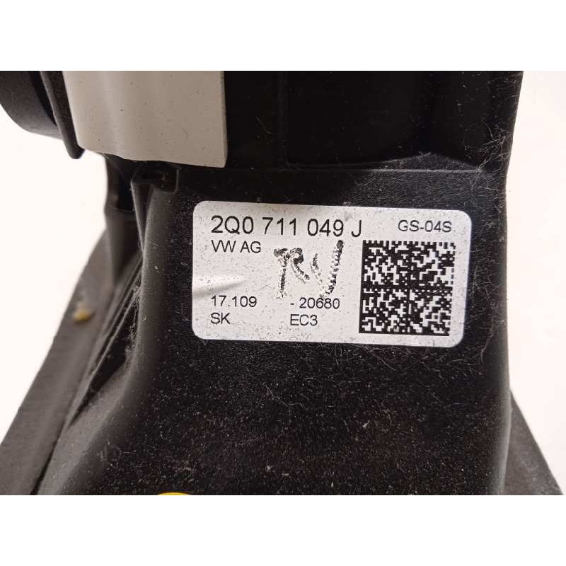 Recambio de palanca cambio para volkswagen polo 1.0 tsi referencia OEM IAM 2Q0711049J 2Q0711266A 2Q0711265A