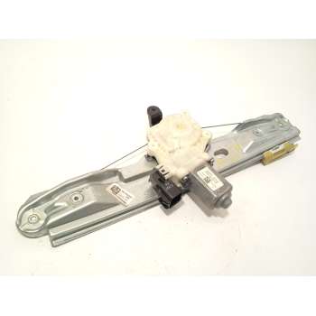ELEVALUNAS TRASERO DERECHO BM51A27000BE 