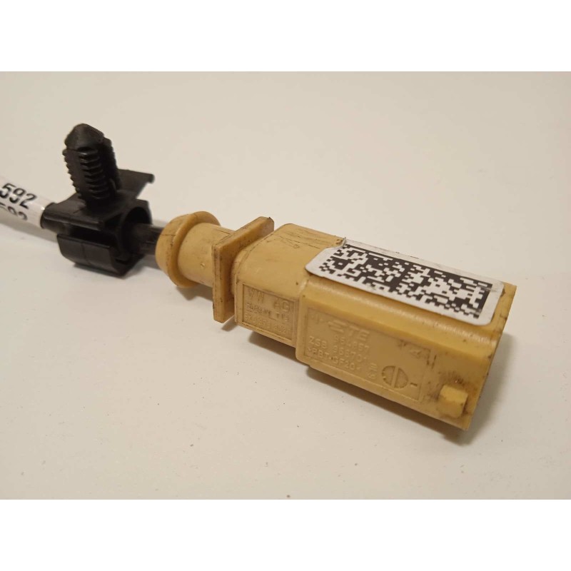 Recambio de sensor para volkswagen t6.1 caravelle (sh) 2.0 tdi referencia OEM IAM 8K0973802C  04L906088JR