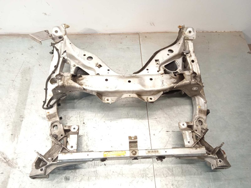 Recambio de puente delantero para bmw serie 7 (f01/f02) 740i referencia OEM IAM 31116796693  