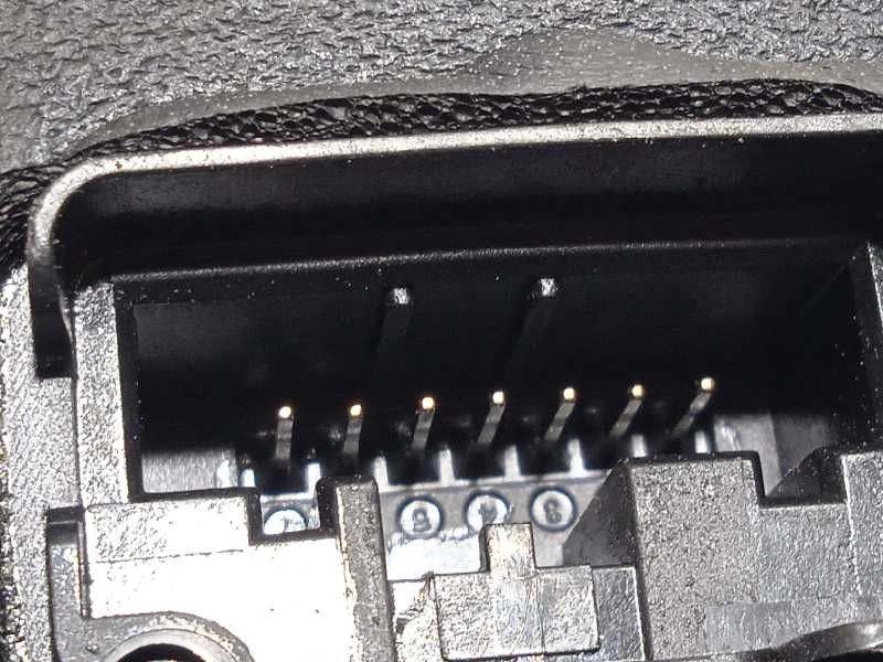 Recambio de cerradura puerta delantera derecha para seat toledo (kg3) reference referencia OEM IAM 5E1837016  