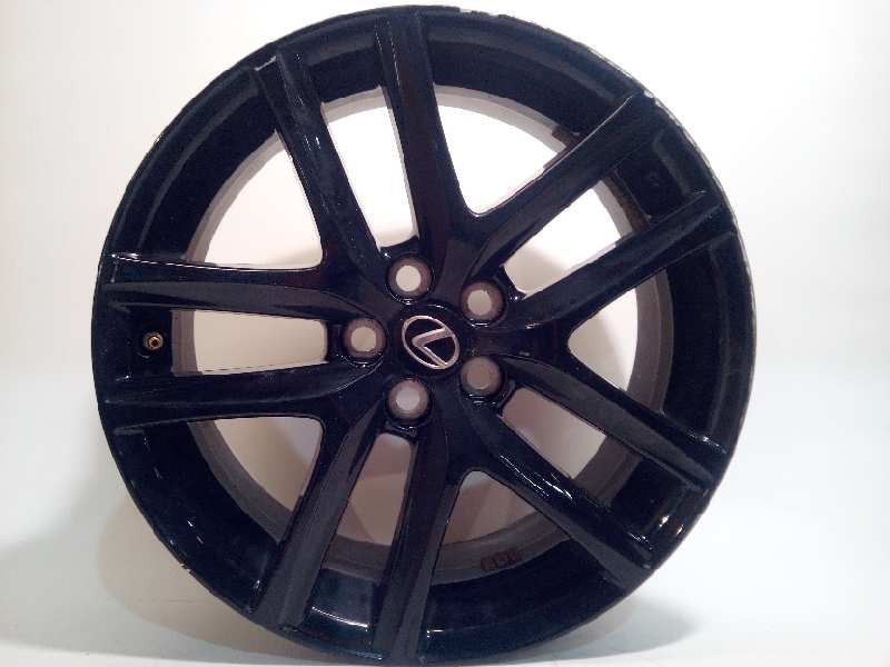 Recambio de llanta para lexus ct 200h referencia OEM IAM 4261176280  