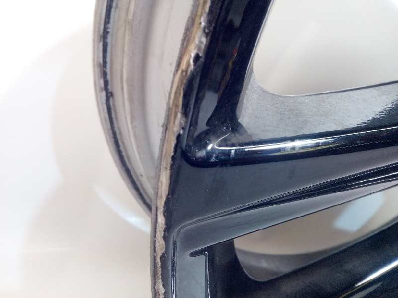 Recambio de llanta para lexus ct 200h referencia OEM IAM 4261176280  