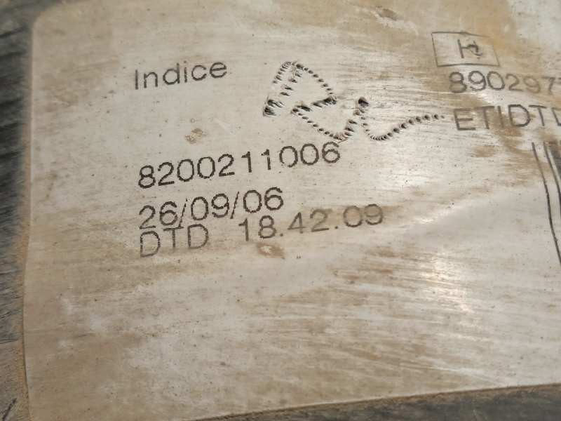 Recambio de faro derecho para dacia logan 1.6 cat referencia OEM IAM 8200211006  