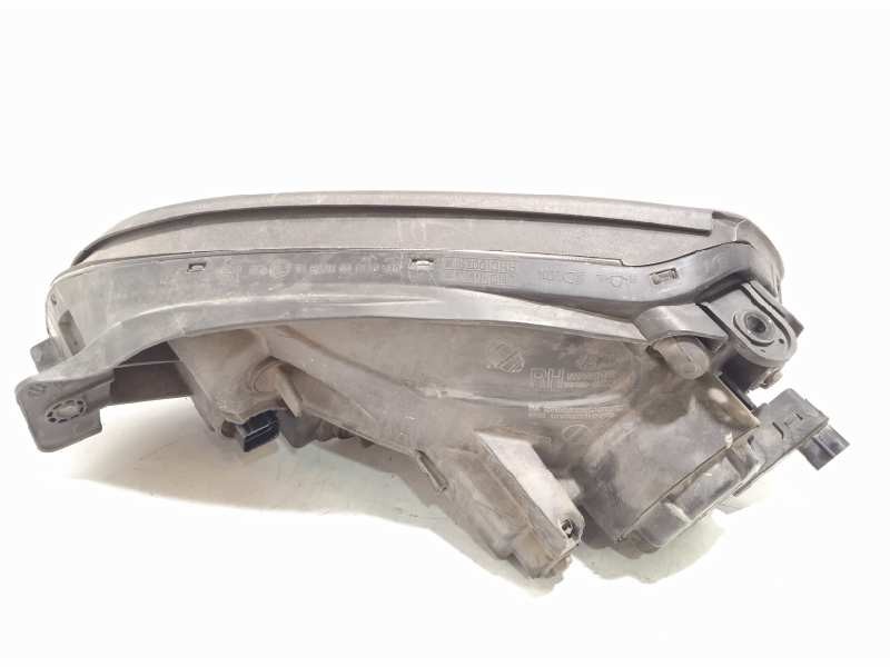 Recambio de faro derecho para hyundai tucson (jm) 2.0 crdi cat referencia OEM IAM 921022EXXX  921022E010