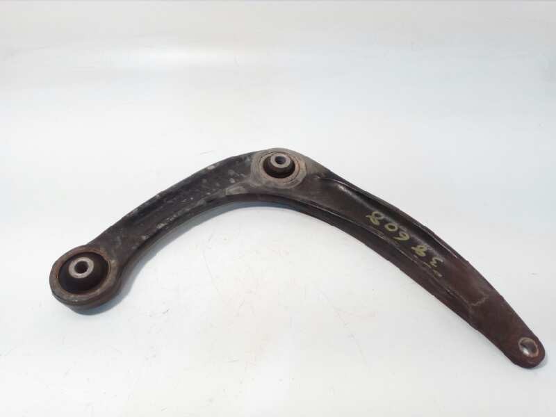 Recambio de brazo suspension inferior delantero izquierdo para citroën c4 lim. feel edition referencia OEM IAM 3520V2  