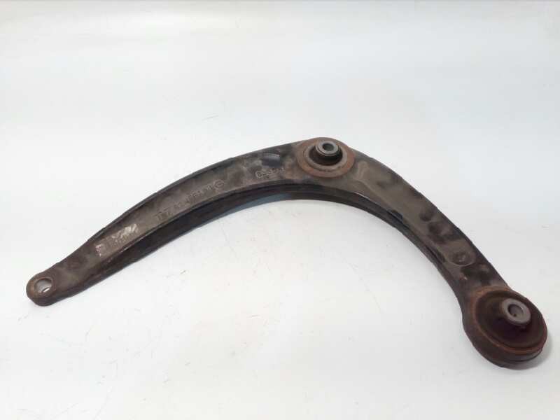 Recambio de brazo suspension inferior delantero izquierdo para citroën c4 lim. feel edition referencia OEM IAM 3520V2  