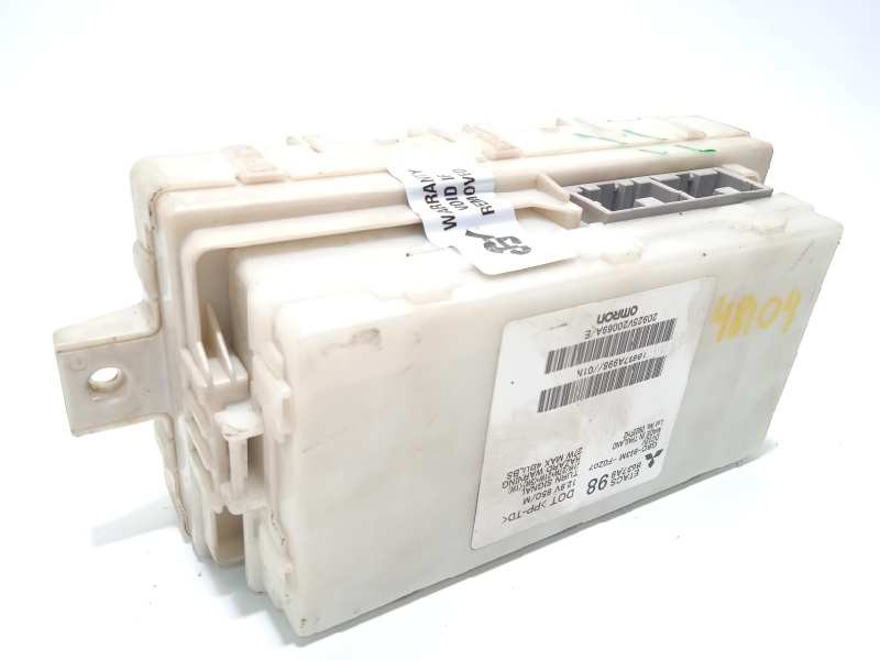 Recambio de caja reles / fusibles para mitsubishi space star (a00) motion referencia OEM IAM 8637A998  