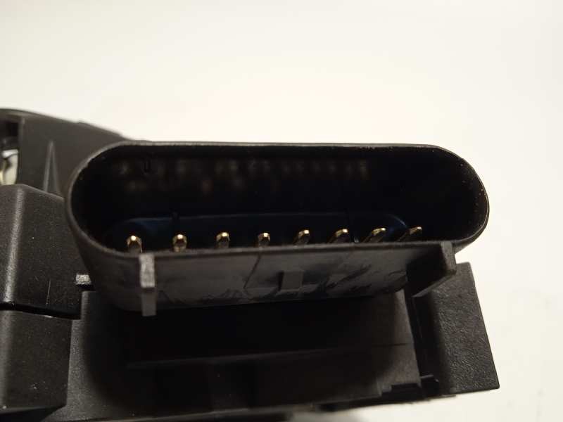 Recambio de cerradura puerta delantera derecha para ford focus lim. (cb8) trend referencia OEM IAM BM5AA21812CD  2099454