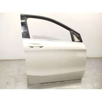 PUERTA DELANTERA DERECHA A2467200205 