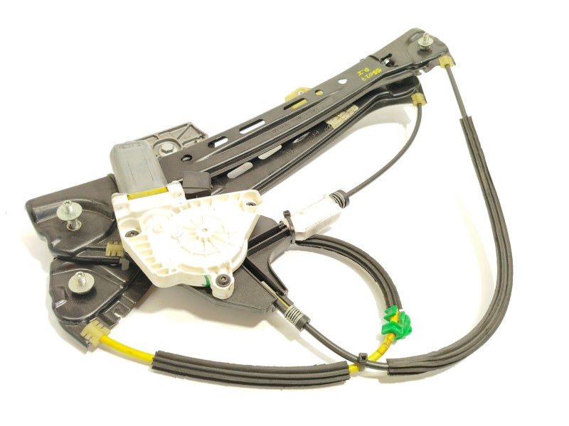 ELEVALUNAS DELANTERO IZQUIERDO A2057206520 