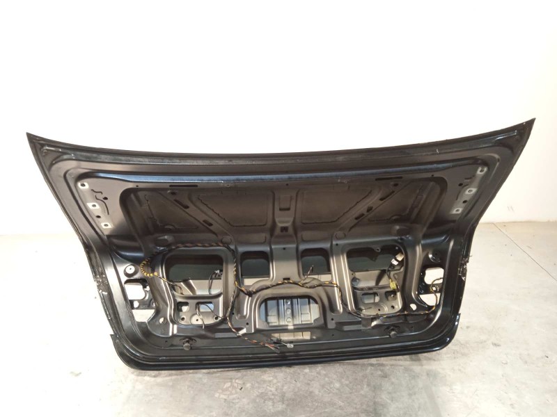Recambio de tapa maletero para bmw serie 7 (f01/f02) 740i referencia OEM IAM 41627172332  