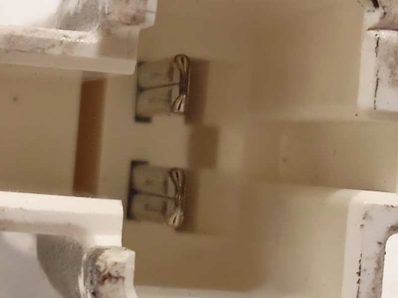 Recambio de elevalunas trasero derecho para lexus is200 (gxe10) básico referencia OEM IAM 8571053040  2621000191