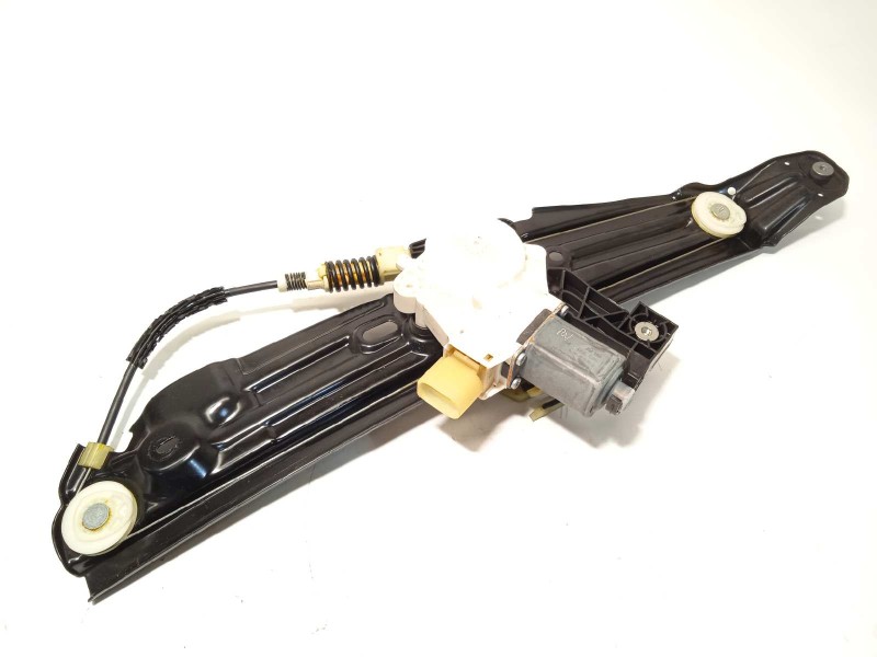 Recambio de elevalunas trasero derecho para bmw serie 7 (f01/f02) 740i referencia OEM IAM 7182616  7046032