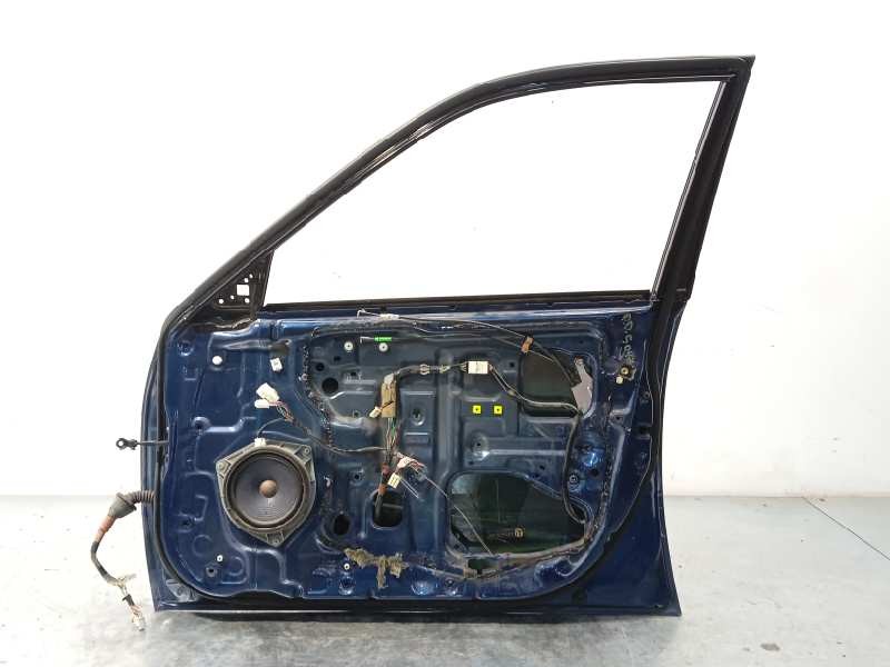 Recambio de puerta delantera derecha para lexus is200 (gxe10) básico referencia OEM IAM 6700153013  