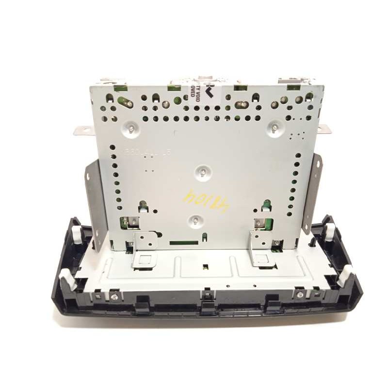 Recambio de sistema audio / radio cd para mitsubishi space star (a00) motion referencia OEM IAM 8701A538  