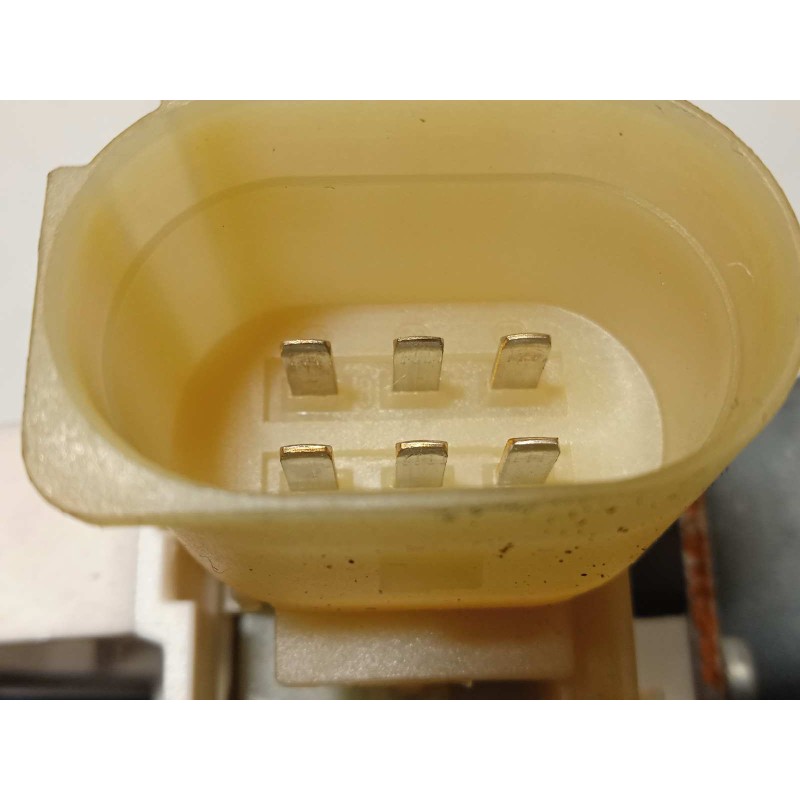 Recambio de elevalunas trasero derecho para bmw serie 7 (f01/f02) 740i referencia OEM IAM 7182616  7046032