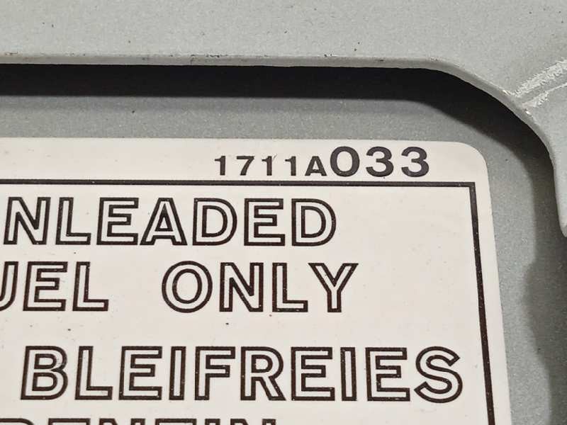 Recambio de tapa exterior combustible para mitsubishi space star (a00) motion referencia OEM IAM 1711A033  5940A195