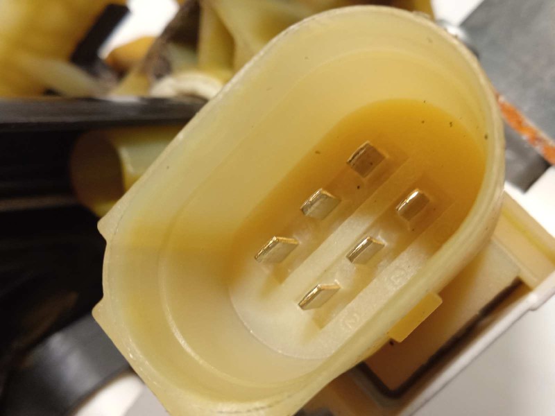 Recambio de elevalunas trasero izquierdo para bmw serie 7 (f01/f02) 740i referencia OEM IAM 7182615  7046031